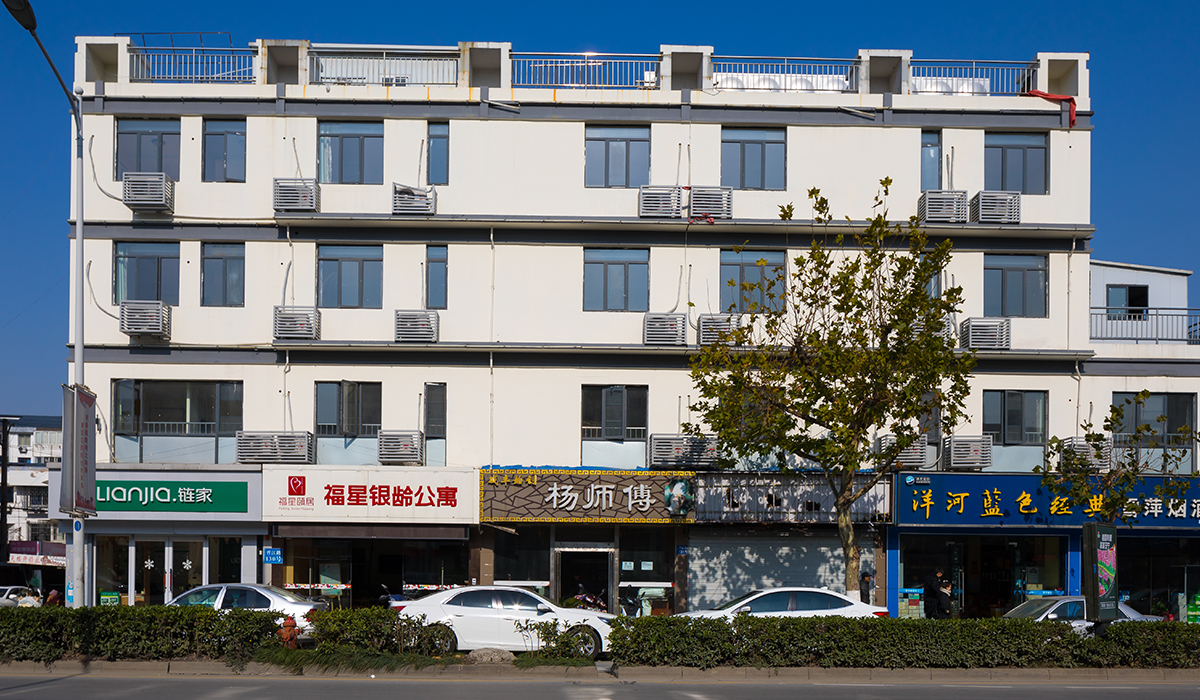 1585106975931085447.jpg 1585106975931085447.jpg