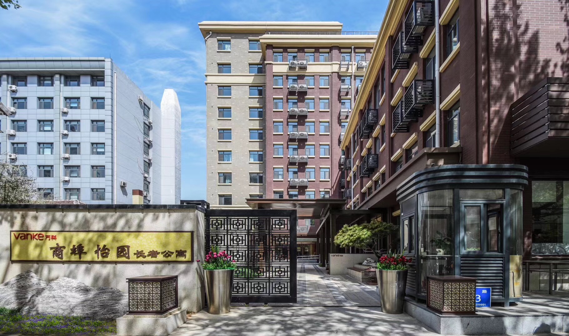 1586771474881061424.jpg 1586771474881061424.jpg