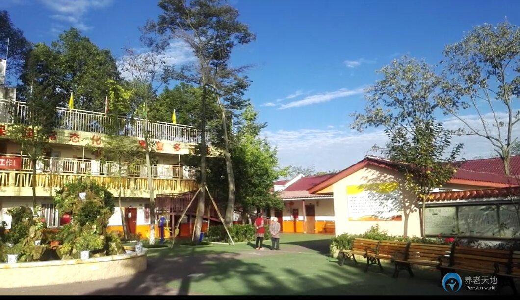 1594285719452029191.jpg 1594285719452029191.jpg