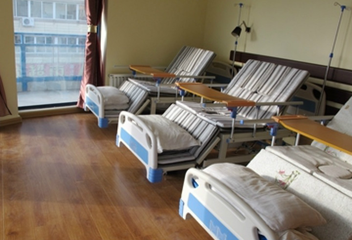 1607573093630056745.jpg 2017080250387.jpg