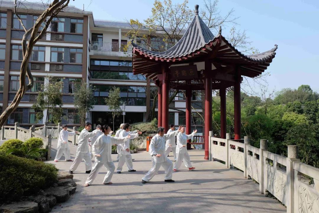 1609925289446061236.jpg 1609925289446061236.jpg