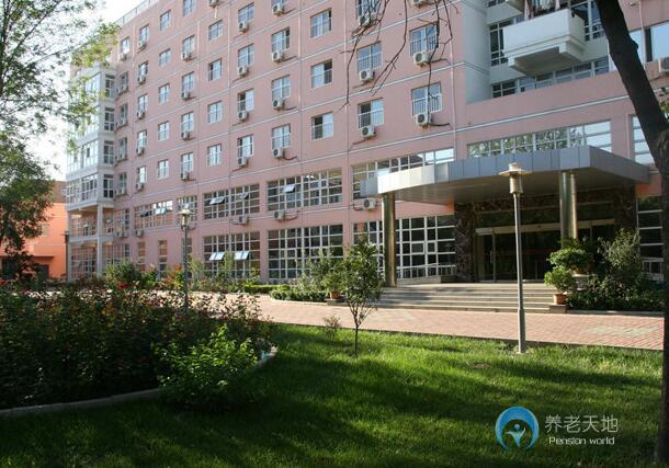 1627524596268083199.jpg 1627524596268083199.jpg