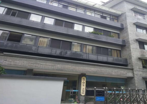 1629785374543024032.png 2.png