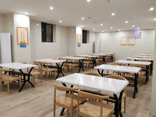 1630981375045020796.jpg 4b25c4fc1e178a82ce9ae4f4fc03738da877e8c0.jpg