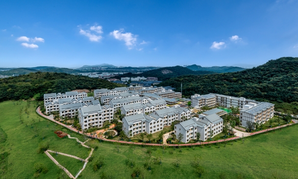 1704247942205078259.png 1.png