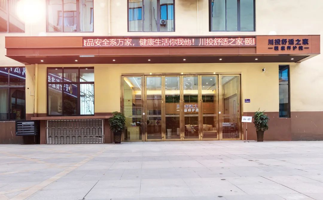 1704857234945032605.jpg 1704857234945032605.jpg