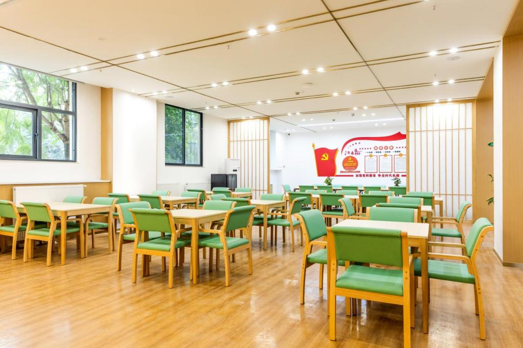 1704857280149061608.jpg 1704857280149061608.jpg