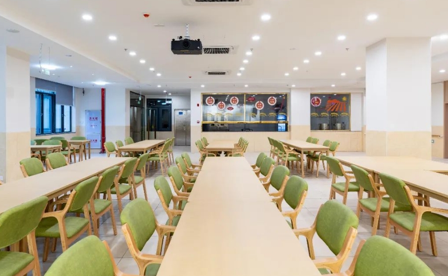 1709532057620055083.jpg 1709532057620055083.jpg