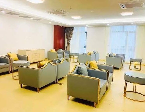 1715825285183033061.jpg 1715825285183033061.jpg