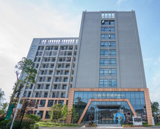 1718692436338067515.jpg 1718692436338067515.jpg